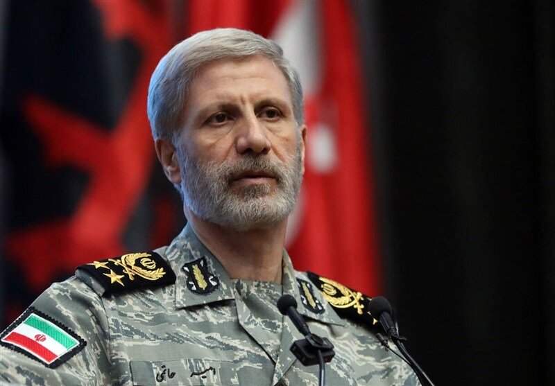 سرلشکر حاتمی: تقاص خون امام شهید را خواهیم گرفت