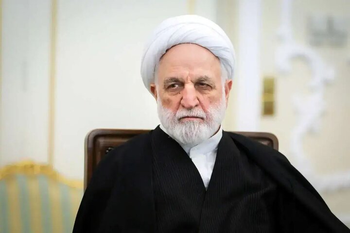 آژه ای: شهادت رهبر انقلاب بر دل مردم ایران سنگین است