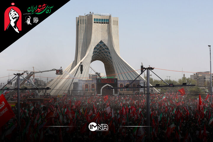 تشییع پیکر شهید رهبر انقلاب قوی ترین پیوند ملت و دولت را در برابر دیدگان جهانیان قرار داد.