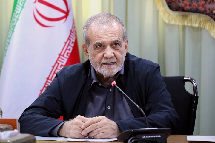 پزشکان: ما در عمل به لفاظی های ترامپ پاسخ می دهیم