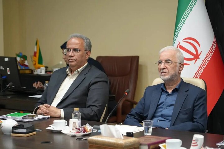 وزیر کشور: از همه ظرفیت ها برای حمایت از استان های درگیر جنگ استفاده شده است