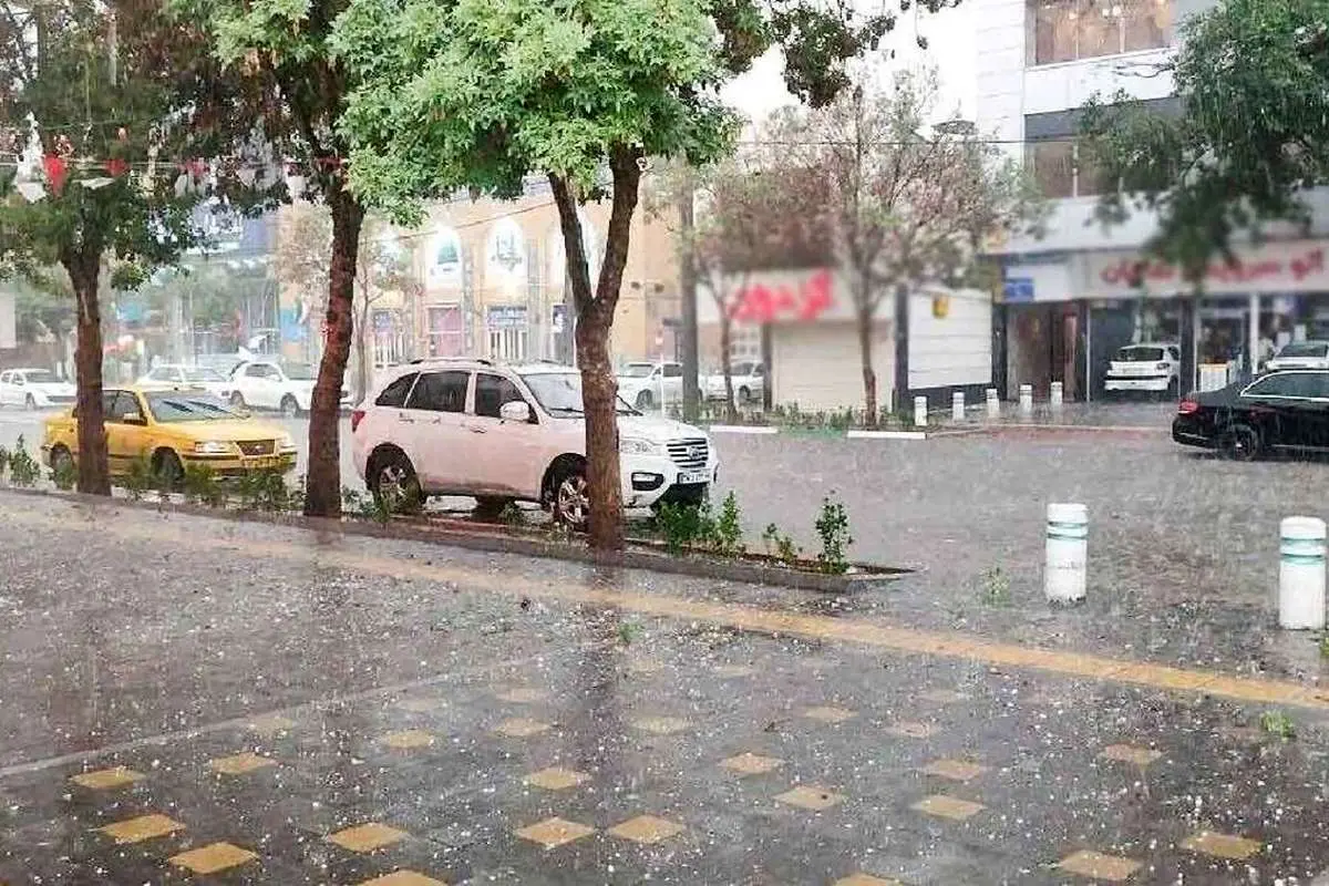 تهرانی ها باید منتظر وزش باد و کاهش دما باشند
