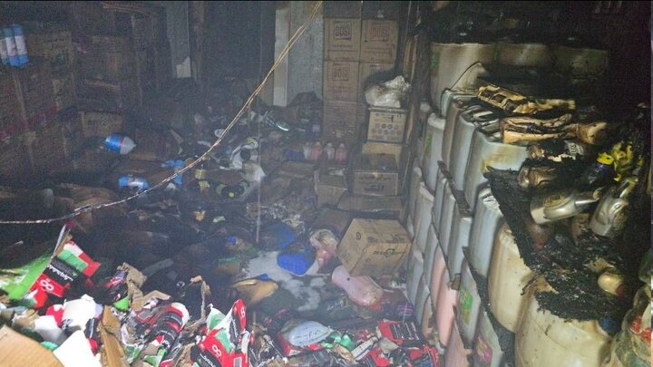 آتش سوزی انبار مواد شوینده در خیابان کارگر جنوبی بدون تلفات جانی مهار شد