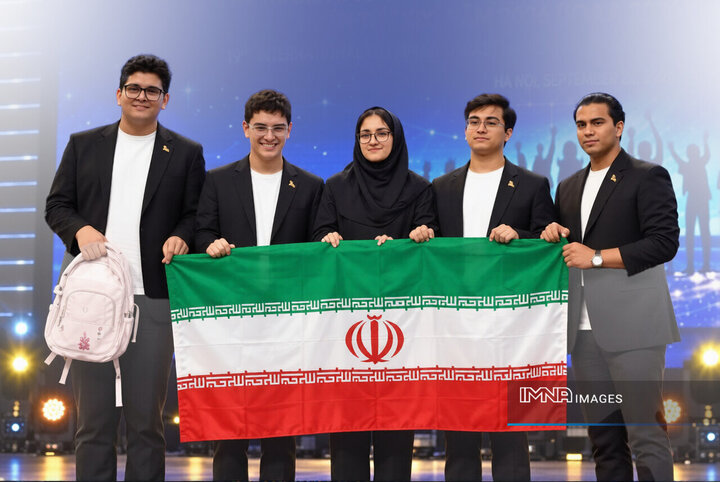 5 طلا نجوم; سرمایه ای برای ساختن قدرت علمی ایران